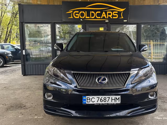 Lexus RX - фото 1