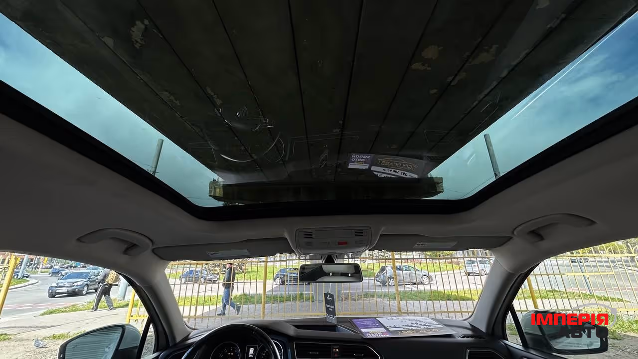 Volkswagen Tiguan - фото 6