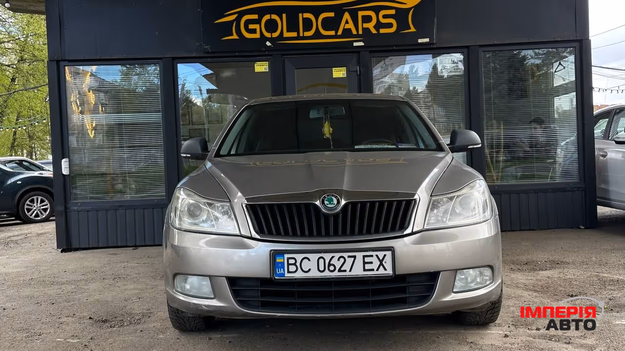 Skoda Octavia - фото 1