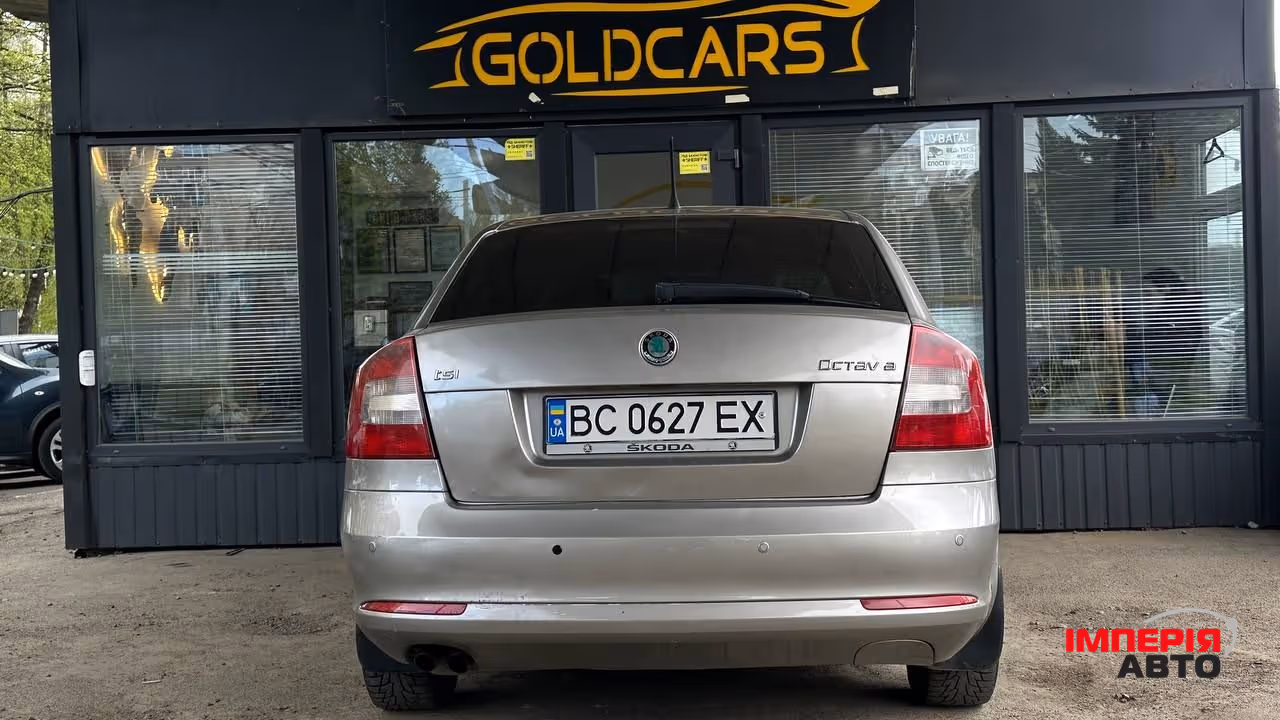 Skoda Octavia - фото 8