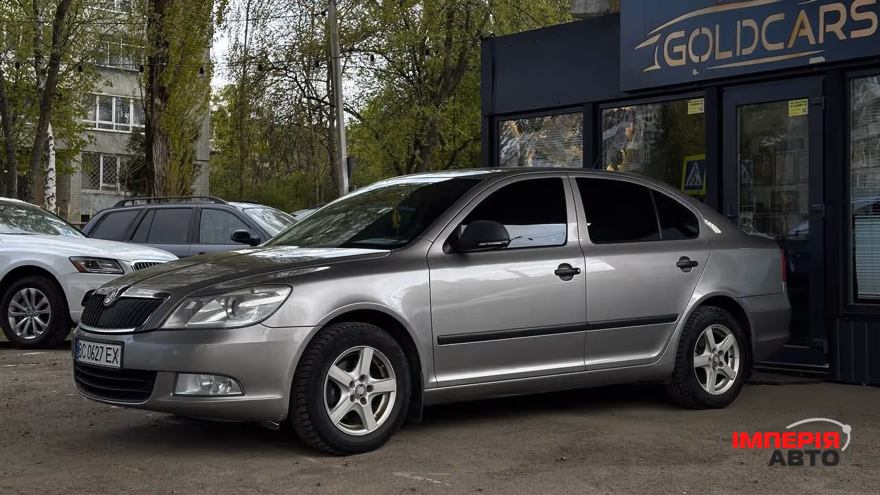Skoda Octavia - фото 5