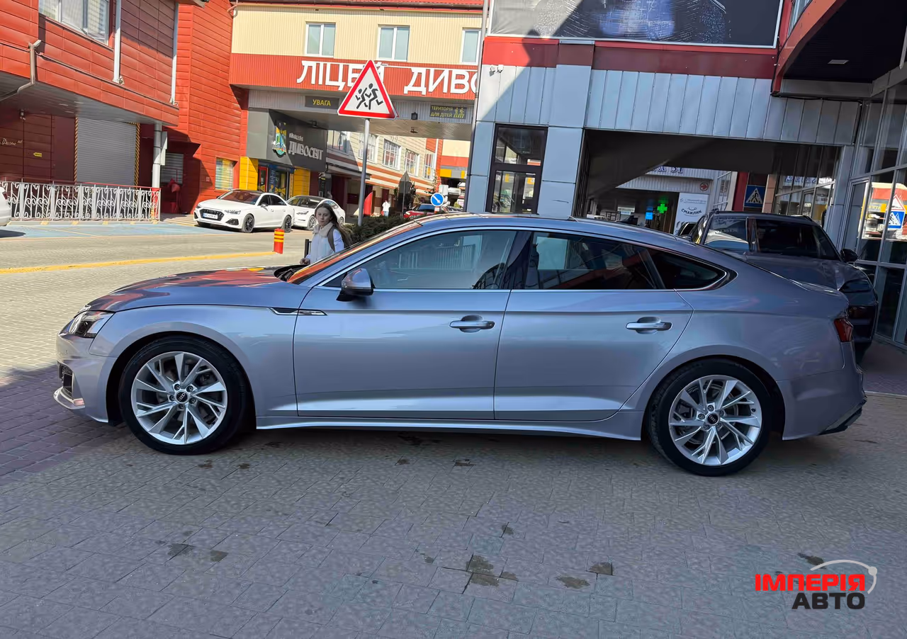 Audi A5 - фото 9