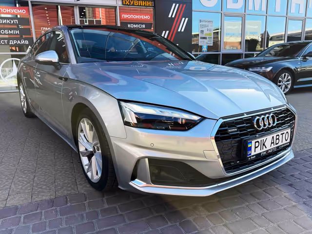 Audi A5 - фото 4