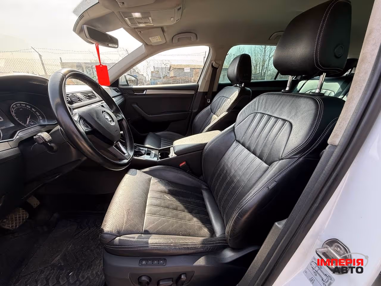 Skoda Superb - фото 14