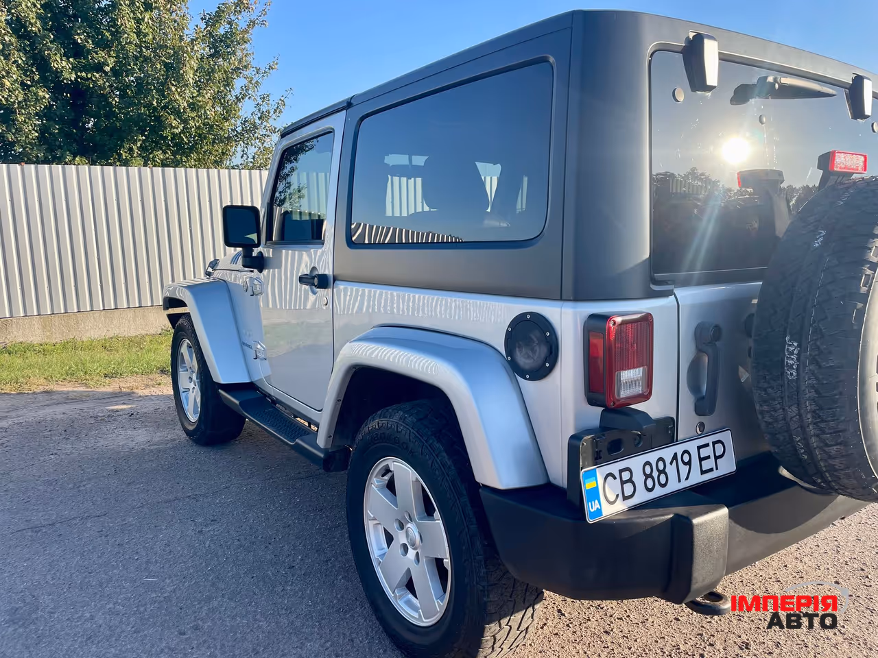Jeep Wrangler - фото 7