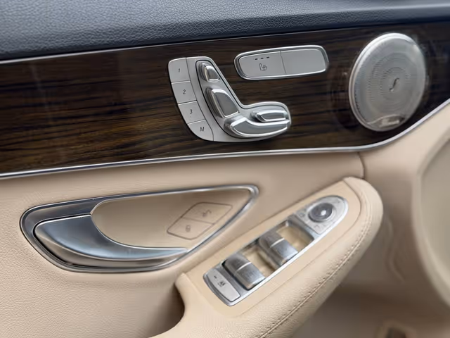 Mercedes-Benz C-Класс - фото 4