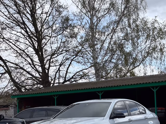 BMW 5 серії - фото 2