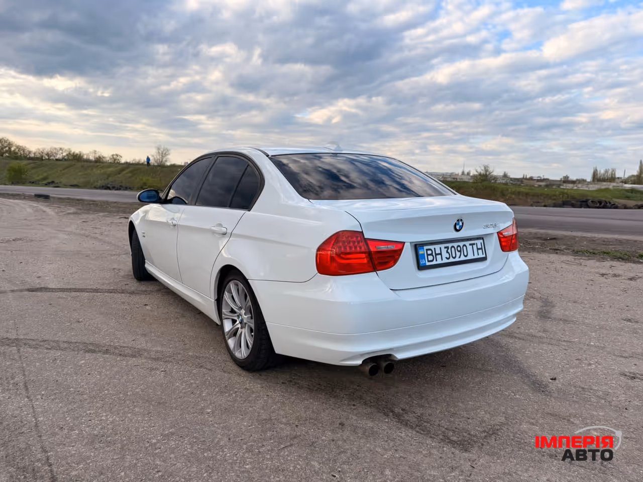 BMW 3 серії - фото 10