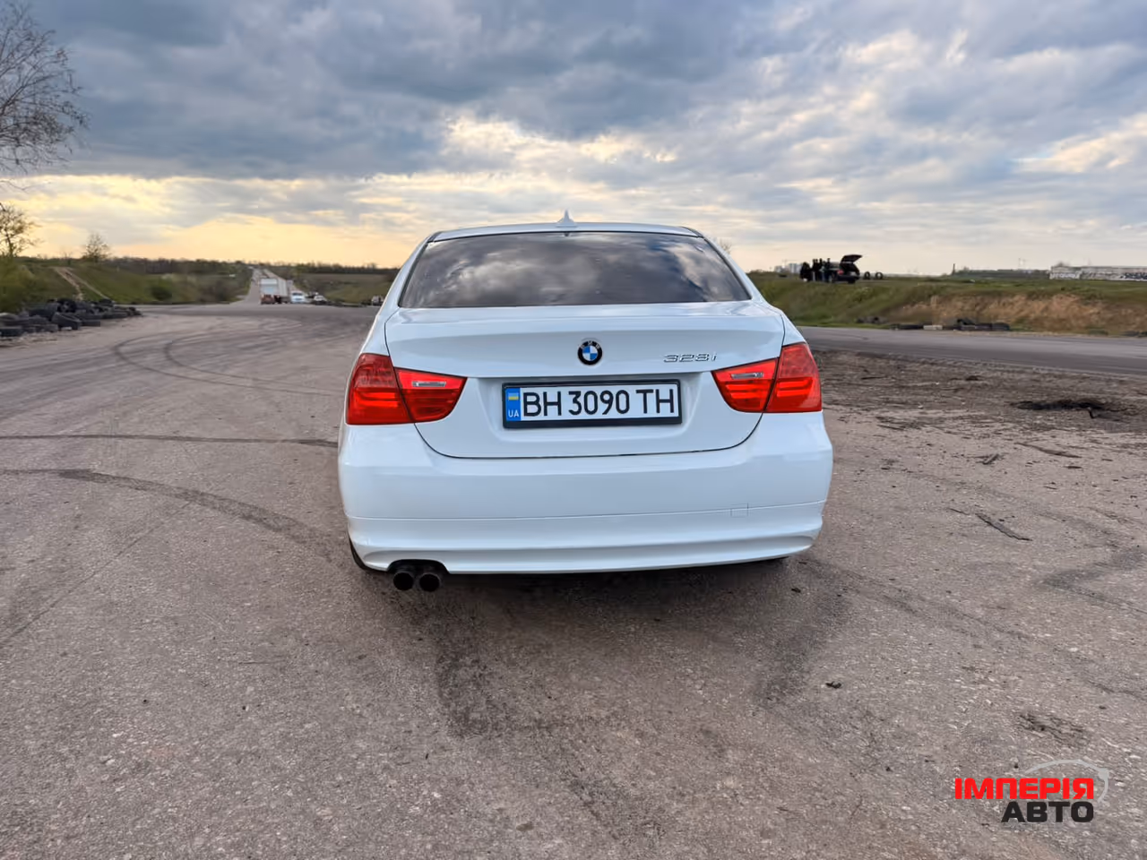 BMW 3 серії - фото 7