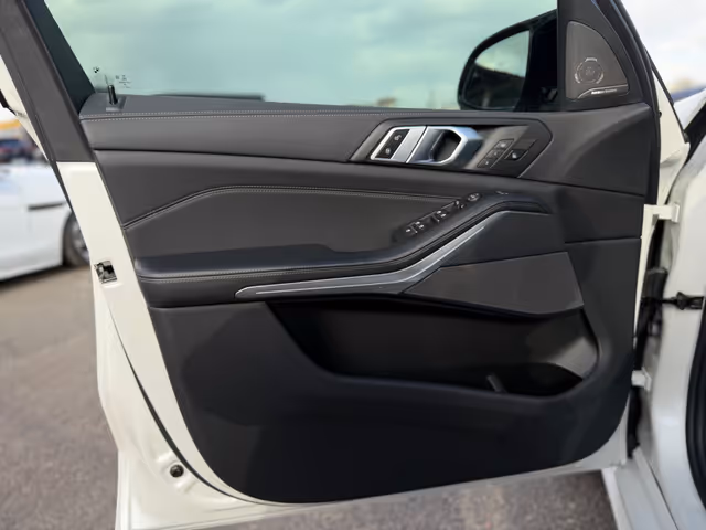 BMW X5 - фото 4