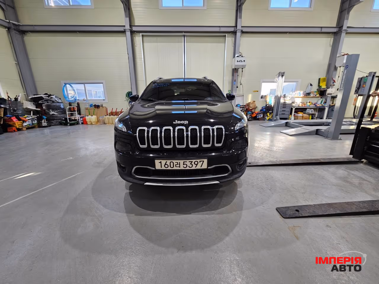 Jeep Cherokee - фото 7
