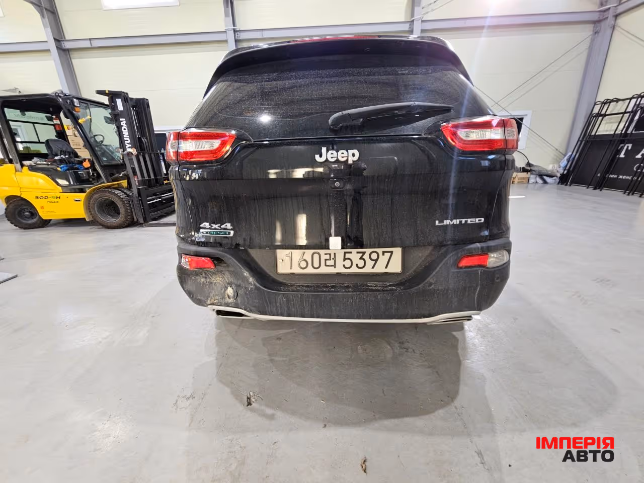 Jeep Cherokee - фото 4