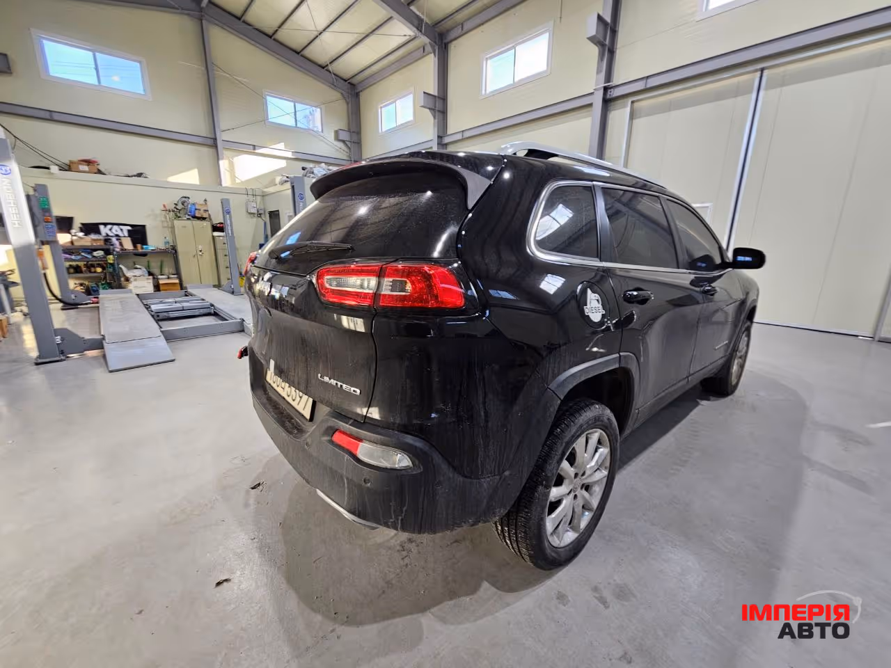 Jeep Cherokee - фото 5