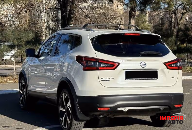 Nissan Rogue Sport - фото 4