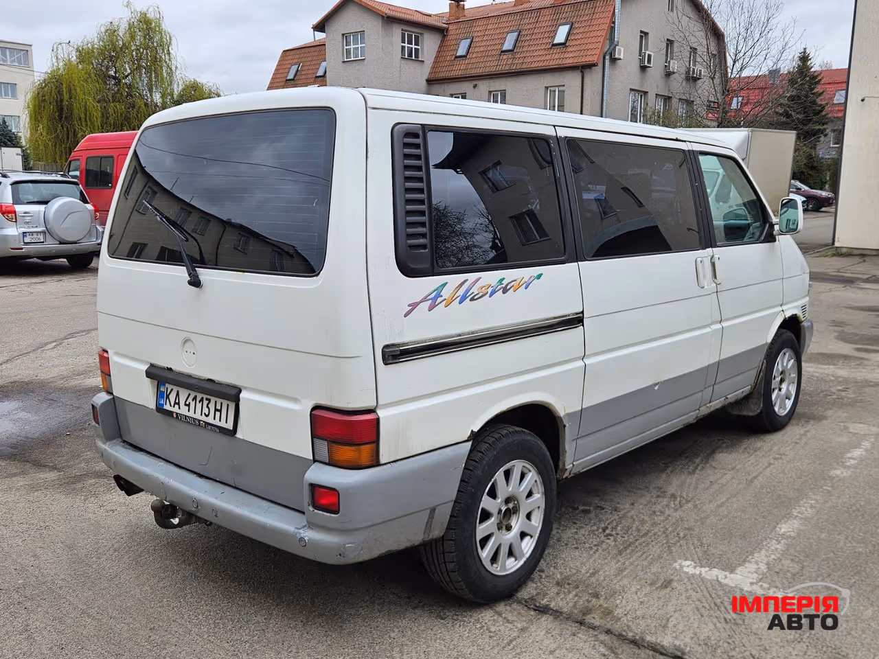 Volkswagen Multivan - фото 4