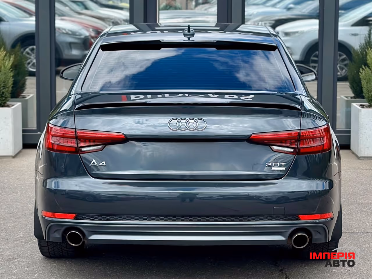 Audi A4 - фото 4