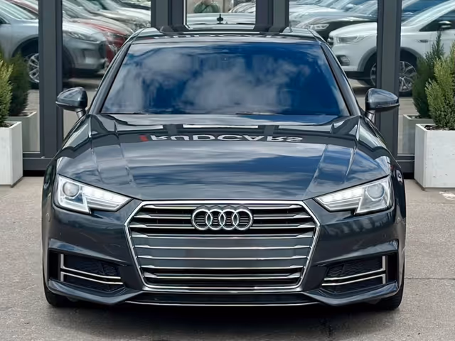Audi A4 - фото 2