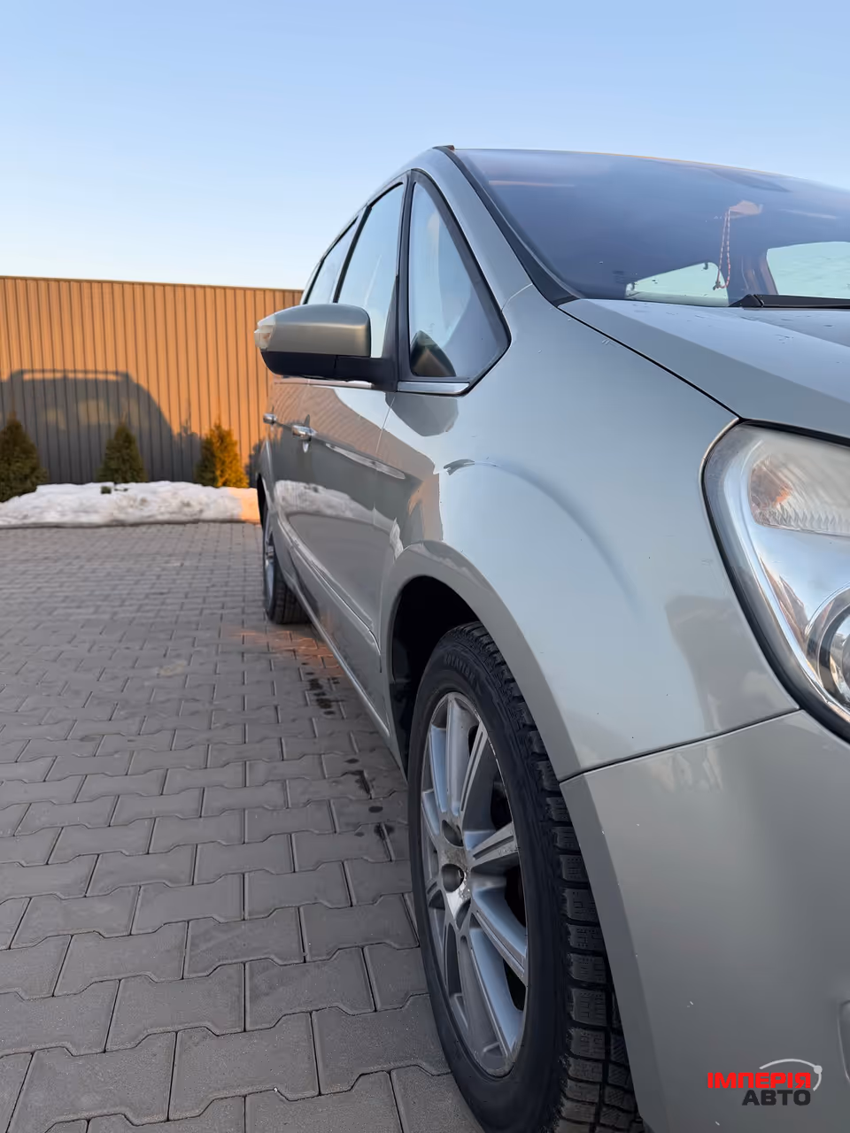 Ford Galaxy - фото 3