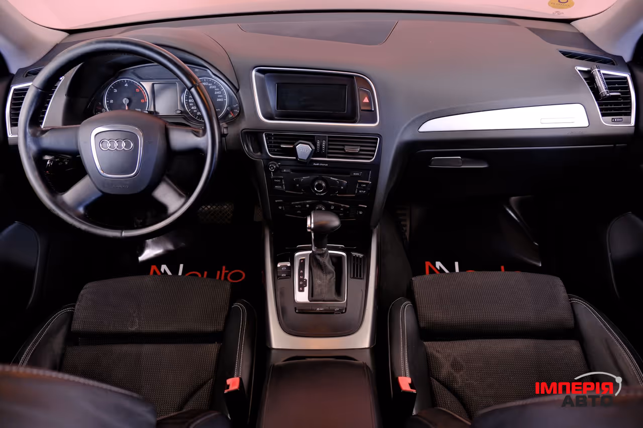 Audi Q5 - фото 7