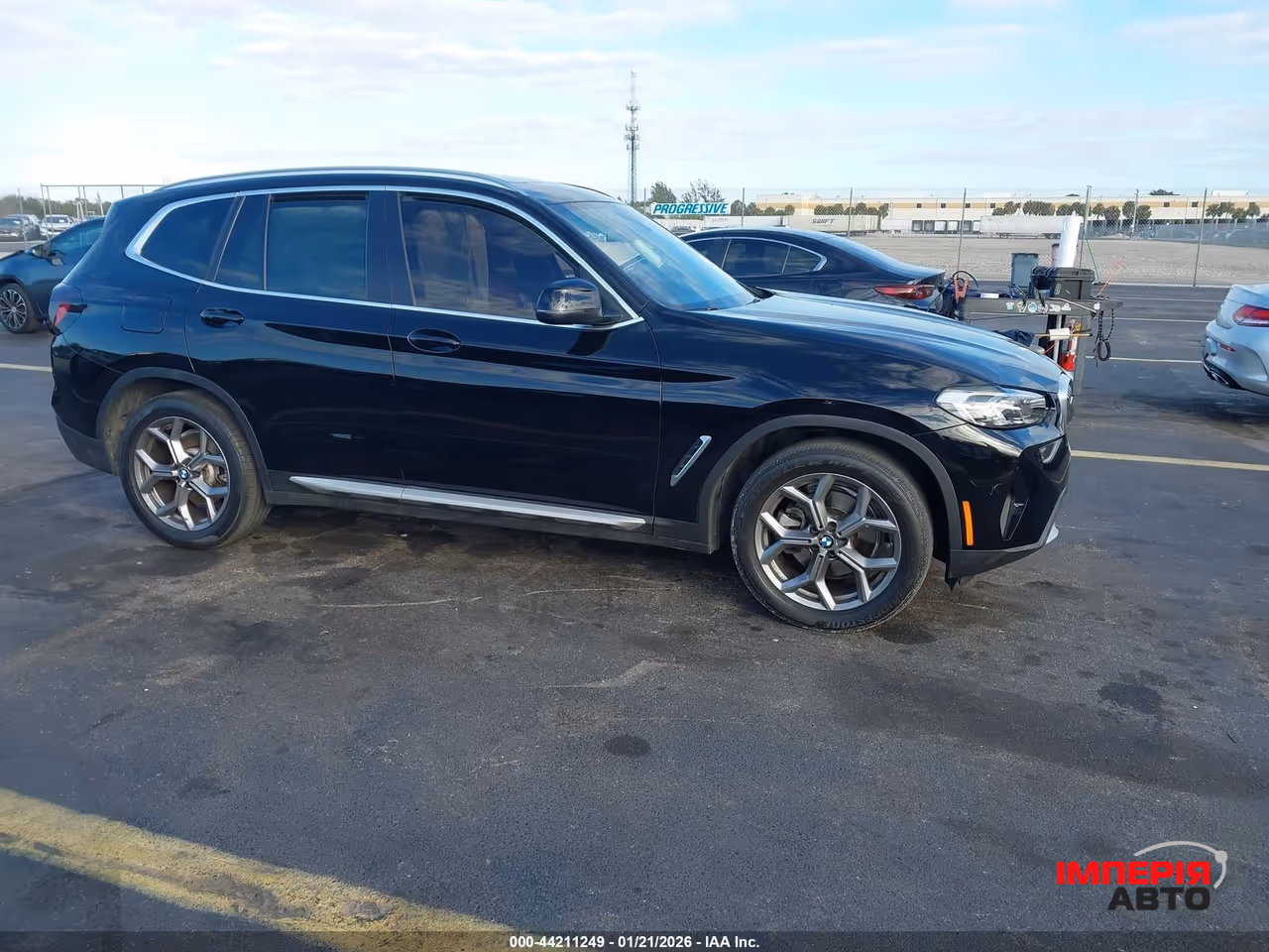 BMW X3 - фото 1