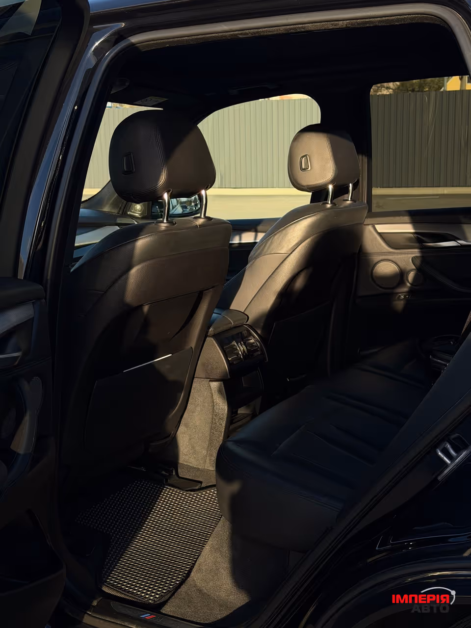 BMW X5 - фото 37