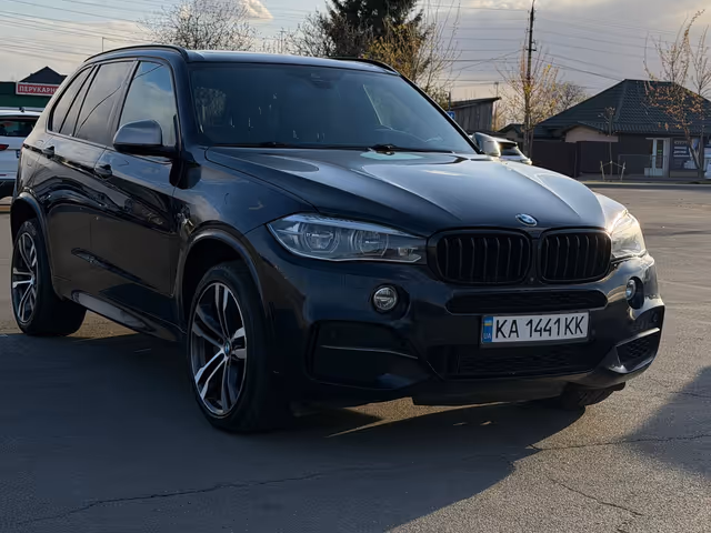 BMW X5 - фото 3
