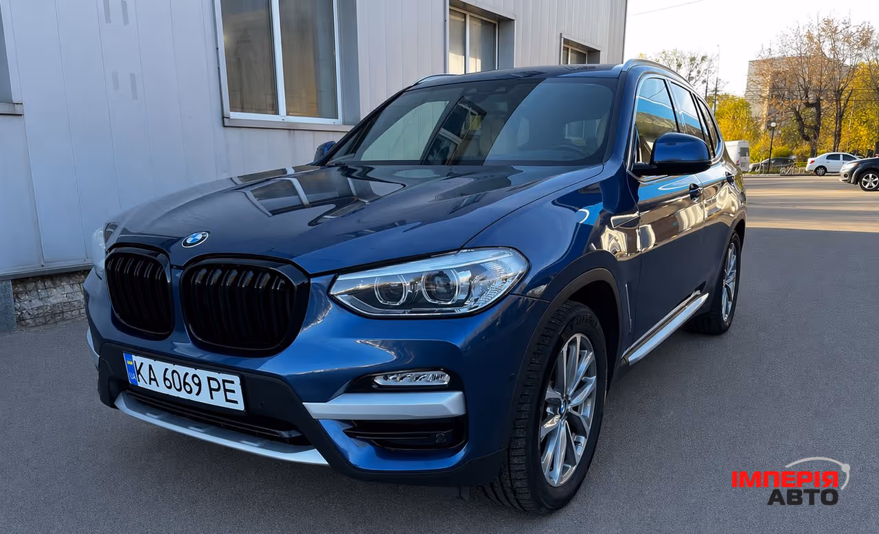 BMW X3 - фото 1