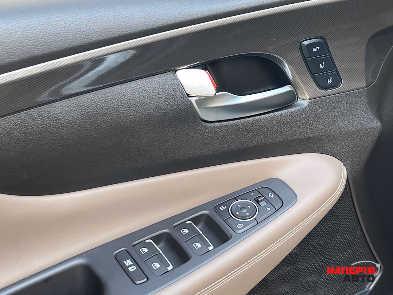 Hyundai Santa Fe - фото 19