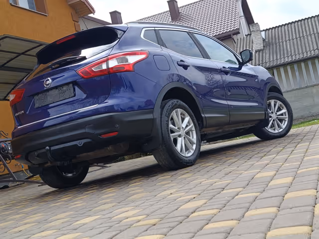 Nissan Qashqai - фото 5