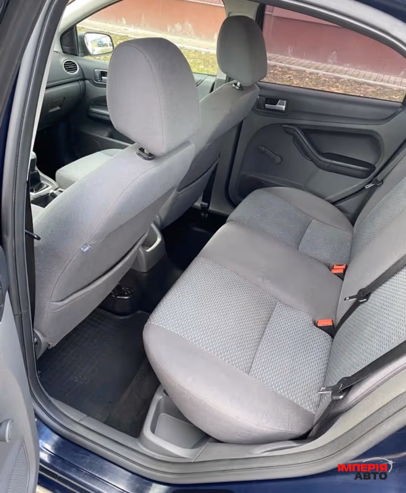 Ford Focus - фото 10