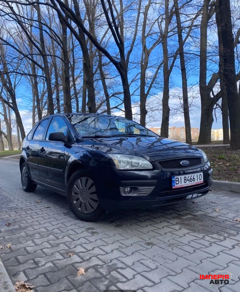Ford Focus - фото 5