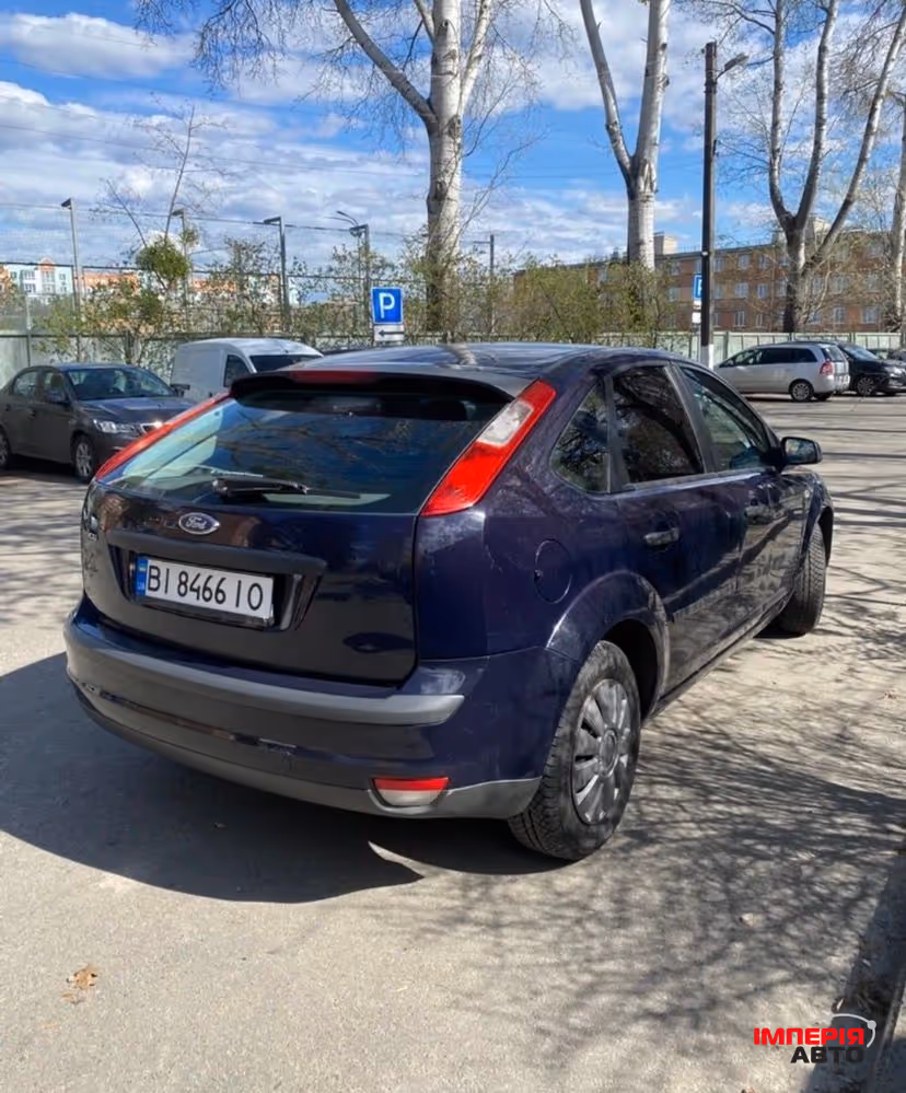 Ford Focus - фото 3