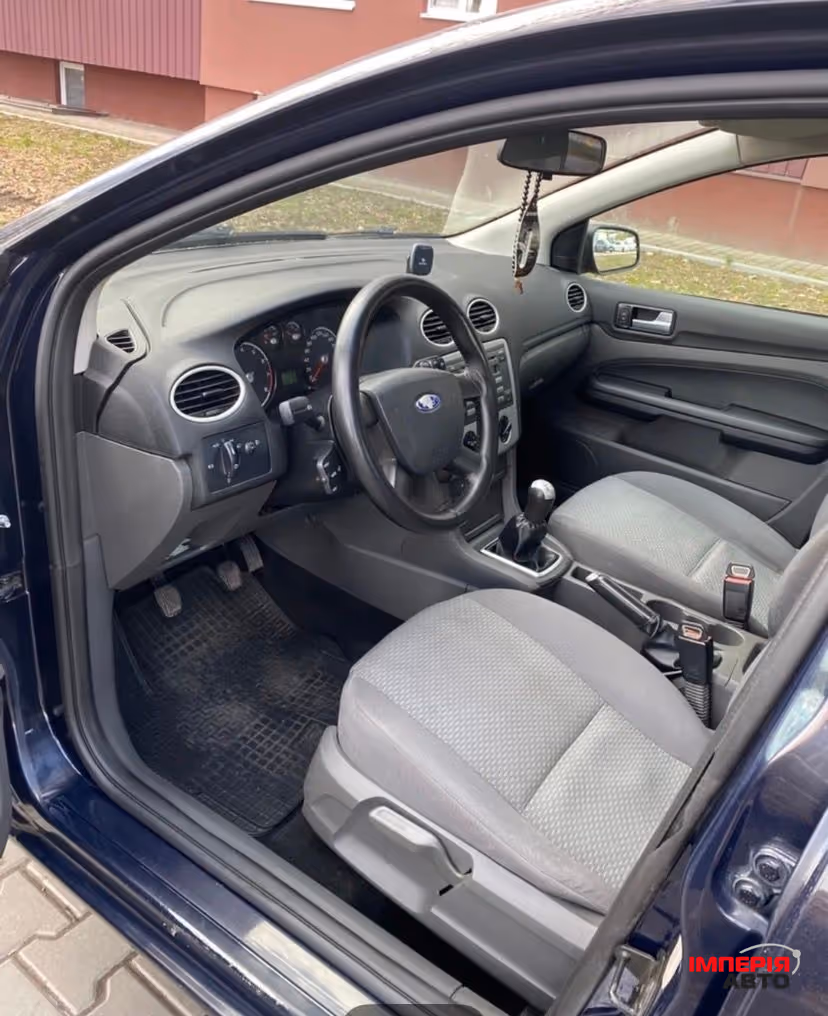 Ford Focus - фото 9