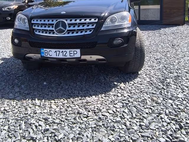 Mercedes-Benz M-Класс - фото 2