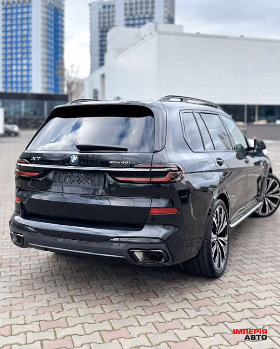 BMW X7 - фото 4