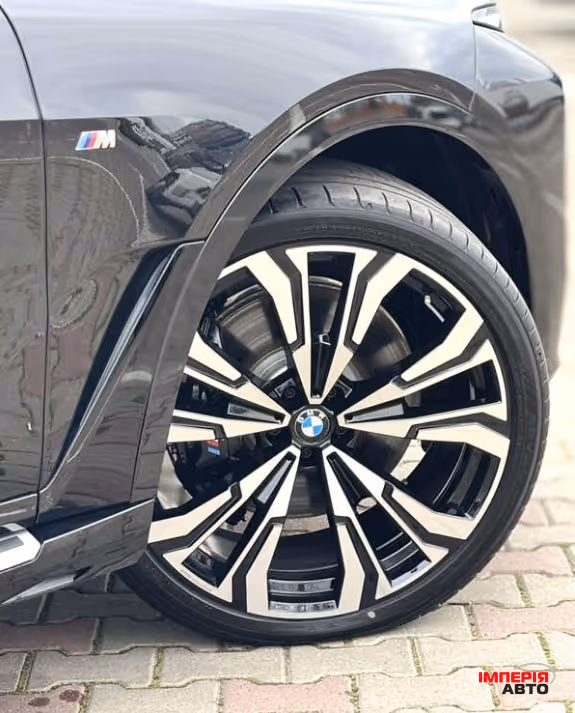 BMW X7 - фото 7