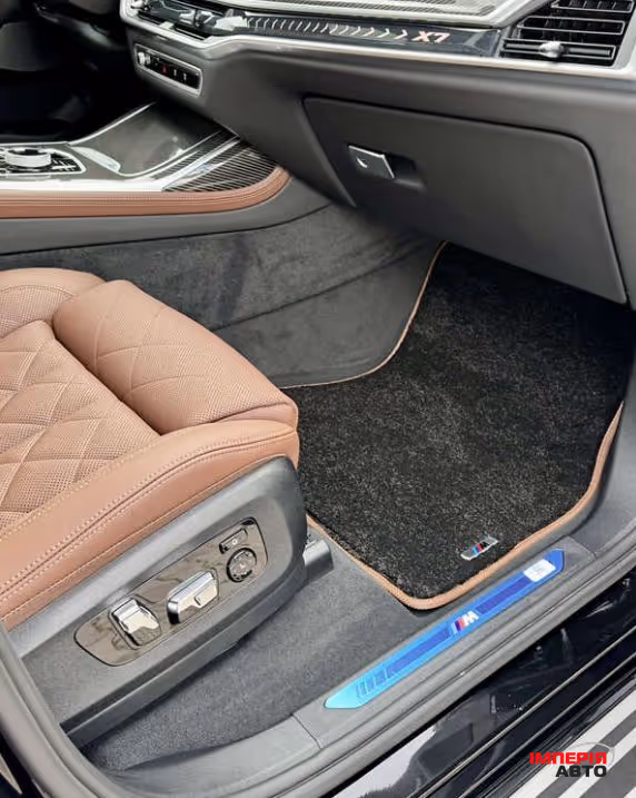 BMW X7 - фото 13