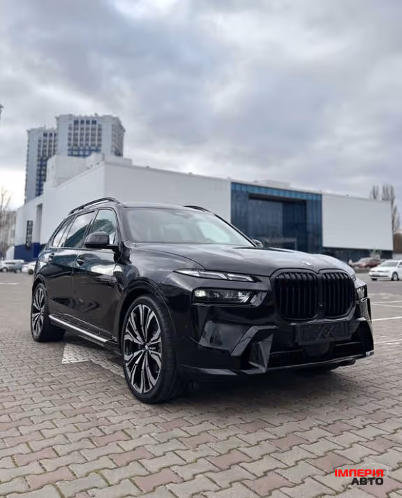 BMW X7 - фото 3