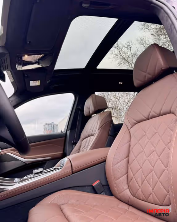 BMW X7 - фото 9