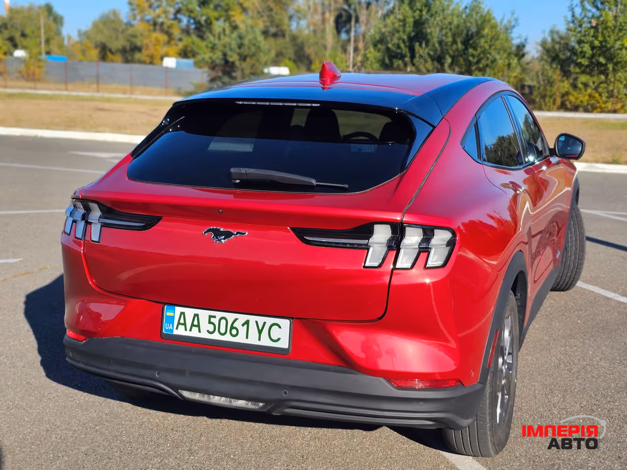 Ford Mustang Mach-E - фото 9