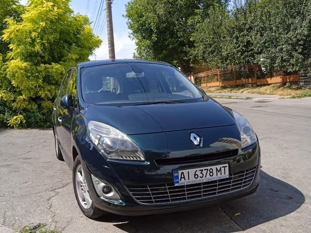 Renault Scenic - фото 1