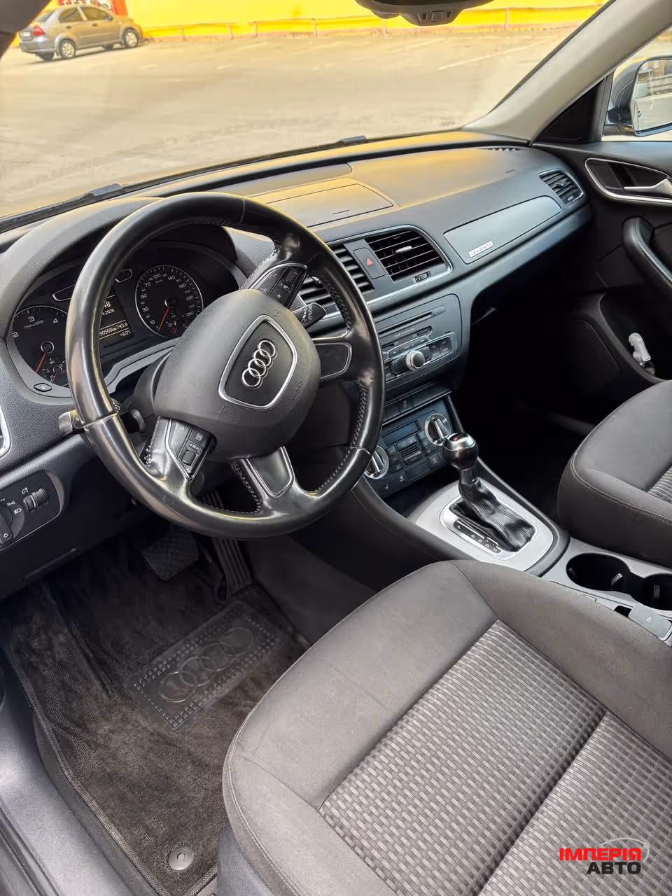 Audi Q3 - фото 5
