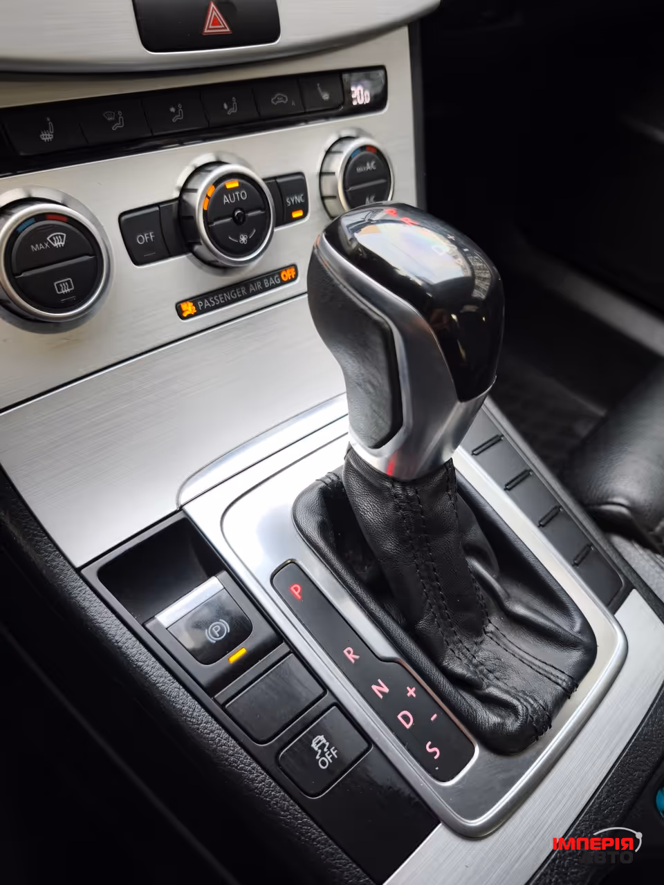 Volkswagen Passat CC - фото 41