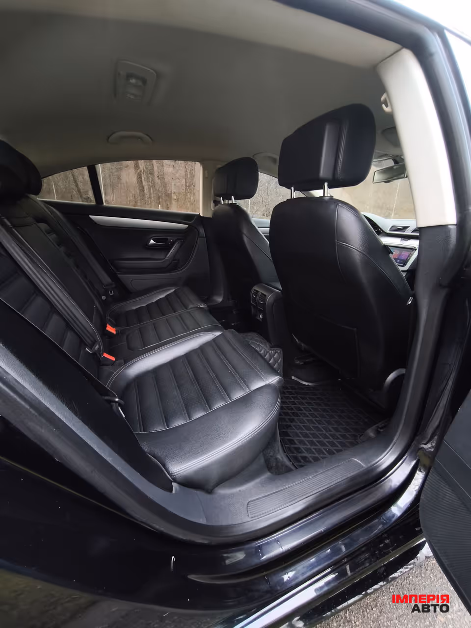 Volkswagen Passat CC - фото 36