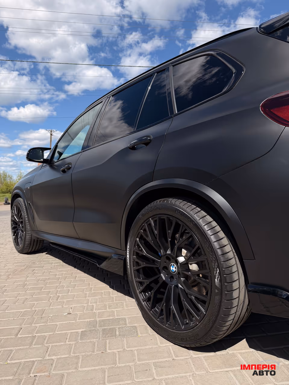 BMW X5 - фото 2