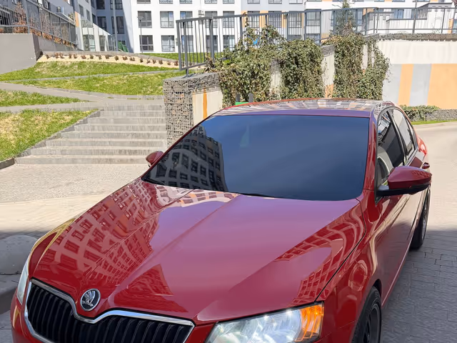 Skoda Octavia - фото 3