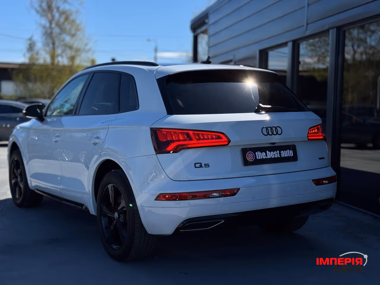 Audi Q5 - фото 15