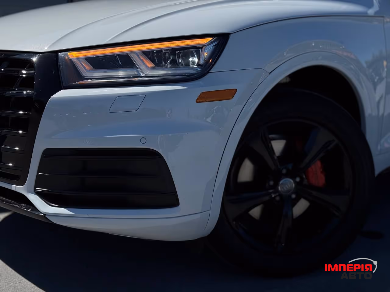 Audi Q5 - фото 3