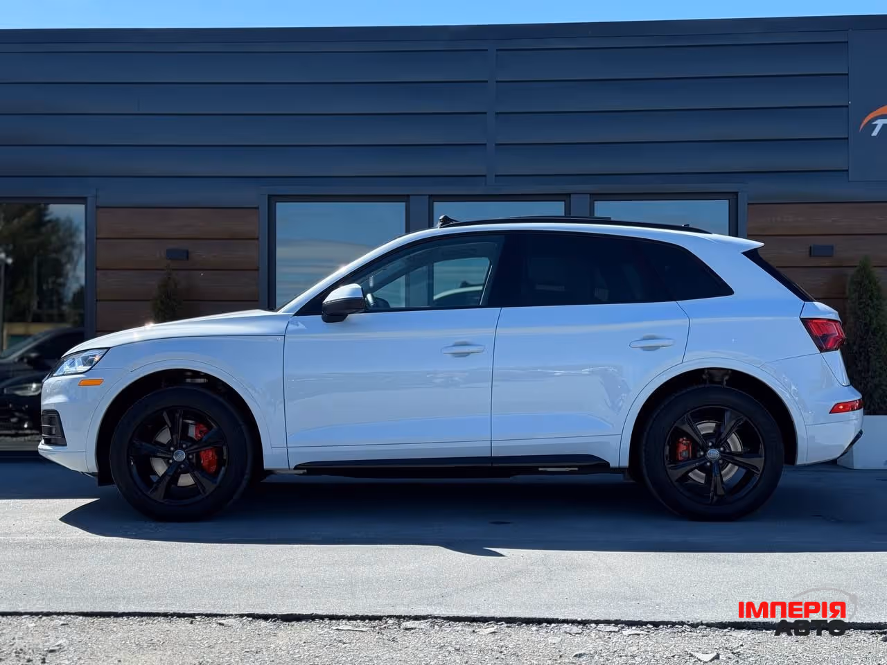 Audi Q5 - фото 19