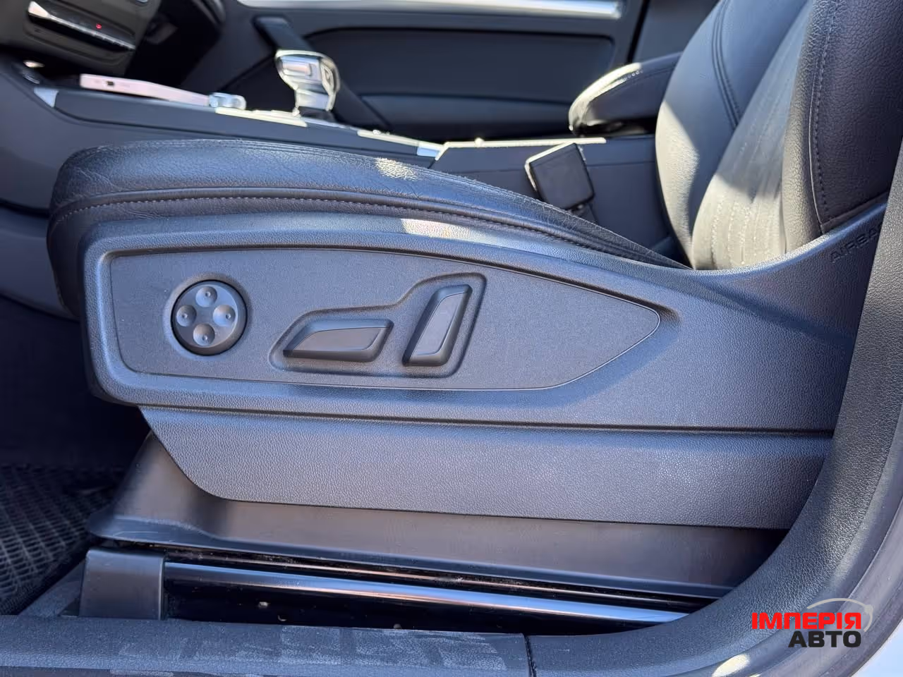 Audi Q5 - фото 37